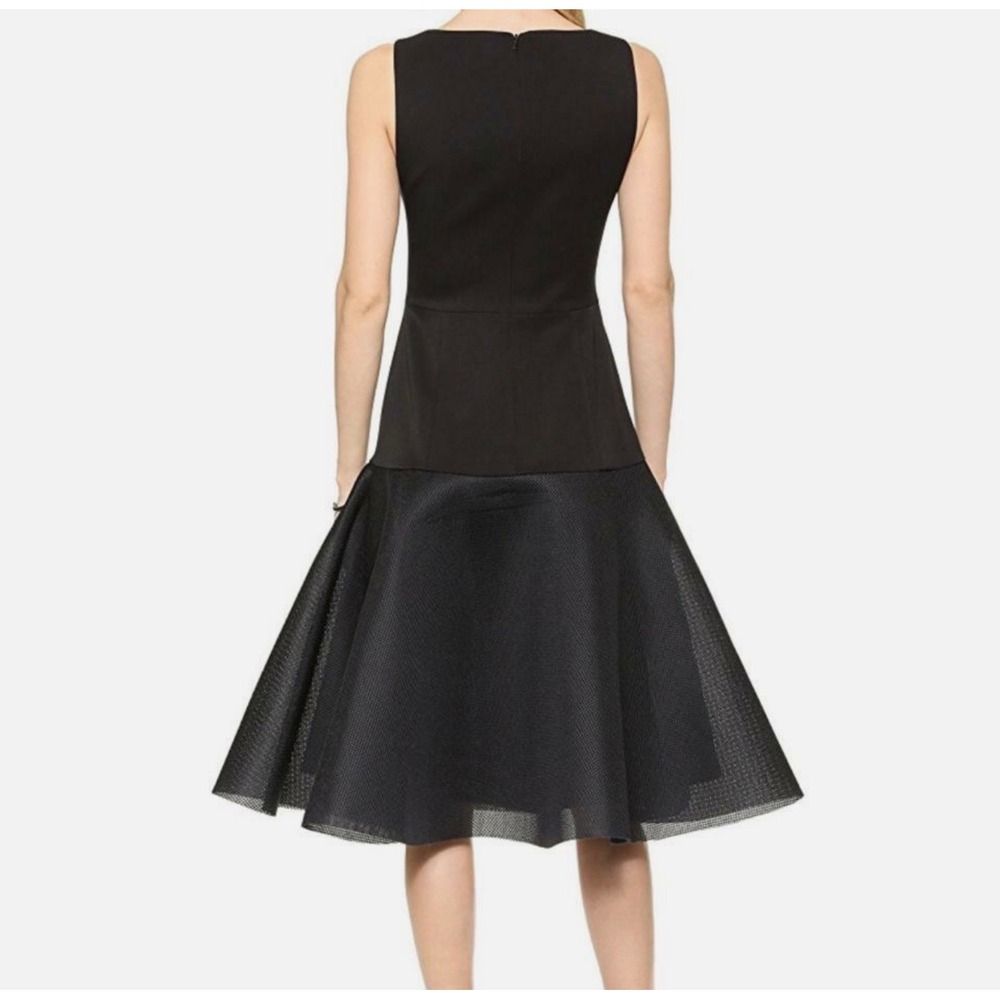 Black Halo NWT Black Mixed Media Mesh Hem Cocktail Sz‎ 4 LBD Formal Chic Evening - Picture 2 of 13
